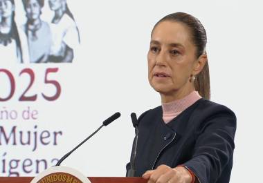 Tras semanas de diálogo, el gobierno federal y productores del Bajío alcanzaron un acuerdo histórico para estabilizar el precio del maíz.