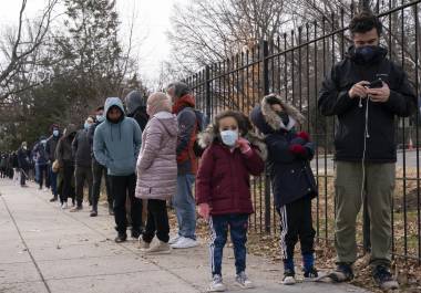 En Estados Unidos menos de un tercio de los menores de entre 5 y 17 años, quienes están autorizados para recibir los sueros disponibles, cuentan con la doble pauta de vacunación.