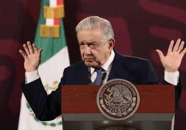 El periodista Raymundo Riva Palacio asevera en su columna Estrictamente Personal que la actitud descontrolada de López Obrador, la cual ha sostenido durante cuatro semanas, no va a parar contra periodistas y medios de comunicación.