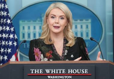 Karoline Leavitt reiteró que Trump tiene mucho respeto por la presidenta de México, Claudia Sheinbaum.