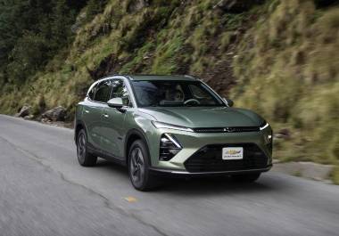 La Captiva PHEV mantiene el diseño actual de Chevrolet, pero su base proviene de la plataforma del Wuling Starlight S.