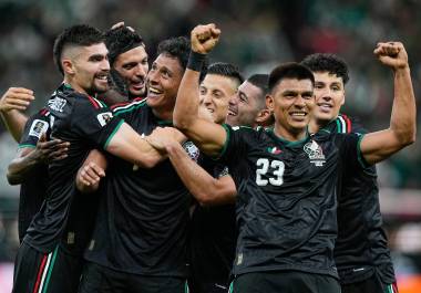 En una jugada afortunada para la Selección, Luis Romo anotó el gol con el que México avanzó a la siguiente fase de la Copa del Mundo.