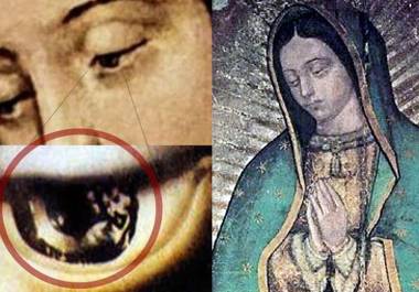 Los ojos de la Virgen Guadalupe son especialmente misteriosos. Aunque sus dimensiones son microscópicas, el iris y las pupilas presentan las imágenes muy detalladas de 13 personas.