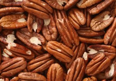 De acuerdo con reportes extraoficiales, se dejaron de producir más de 6 mil toneladas de nuez y afectará a varias regiones de Coahuila.