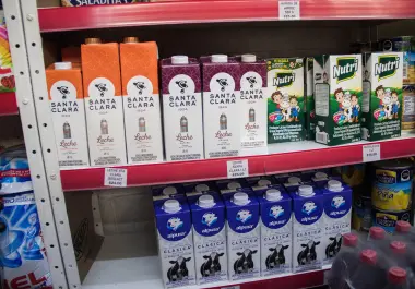 La Procuraduría Federal del Consumidor examinó 85 marcas de leche y productos lácteos en el mercado nacional.