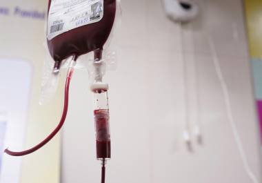 Los involucrados se hacían pasar por trabajadores del IMSS y ofrecían conseguir unidades de sangre supuestamente disponibles.