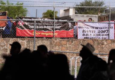 Sheinbaum rechaza negociación en ‘lo oscurito’