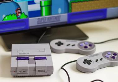 En 1993, gastar $2,500 pesos en una consola como la Super Nintendo o el Sega CD era una inversión seria.