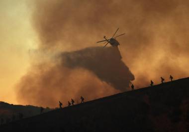 Los muertos por los incendios en Los Ángeles aumentaron a siete este jueves 9 de enero, mientras las estructuras quemadas por las conflagraciones pasan a nueve mil.