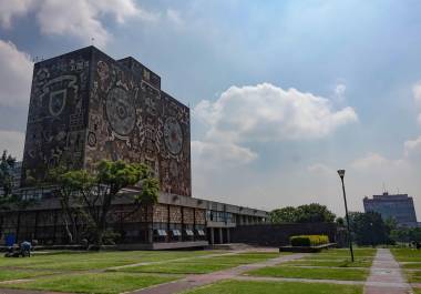 La UNAM acordó con Territorium Life el pago de 69 millones 189 mil 760 pesos durante 2026 por exámenes de ingreso a licenciatura y bachillerato.