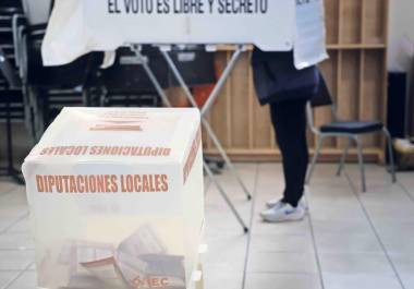 Tras la publicación de la reforma, la consejera Jurídica de la Presidencia, Luisa María Alcalde, reconoció abiertamente en la conferencia matutina que sí se pueden anular elecciones por injerencia extranjera en 2027 bajo este nuevo marco constitucional.