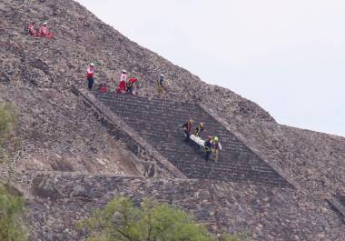 Los cuerpos de la víctima y del agresor fueron trasladados al Semefo en Texcoco, donde se realizaron necropsias tras el ataque en Teotihuacán