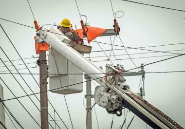 Las constantes fallas en el suministro eléctrico afectan gravemente la operatividad de las empresas, afirma Canacintra-Torreón.