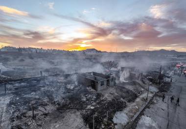 Producto de los incendios en Saltillo, familias enteras han perdido su patrimonio.