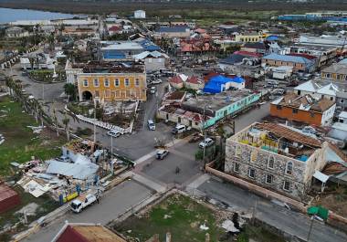 Vista aérea de Falmouth, Jamaica, tras el paso del huracán Melissa que ha causado devastadores daños. FOTO: