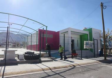 La plaza del fraccionamiento Misión Cerritos fue atendida por cuadrillas municipales.