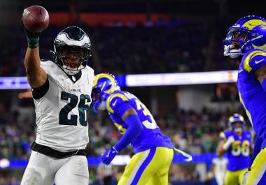 Saquon Barkley llevó a los Eagles a la victoria ante los Rams en Temporada regular y puede ser el mismo corredor quien haga lo propio en este duelo de Ronda Divisional.