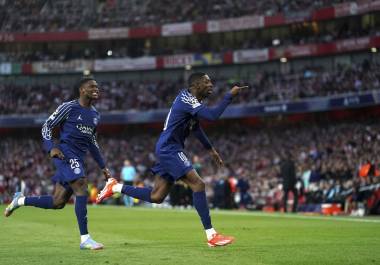 El París Saint Germain venció 1-0 al Arsenal en el partido de ida de las semifinales de la Champions League con un gol de Ousmane Dembélé y una sólida actuación de Gianluigi Donnarumma.