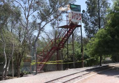 Surizaday, de 17 años, sufrió graves heridas tras caer del juego de tirolesa en la Unidad Deportiva de Saltillo.