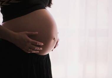 El Gobierno de EU ha retirado 600 visas de mujeres que cruzaron con el objetivo de dar a luz a sus hijos en territorio estadounidense.