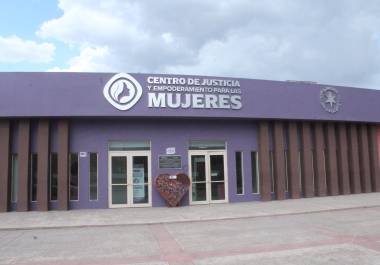El Centro de Justicia y Empoderamiento para las Mujeres llevó la investigación que derivó en la sanción.