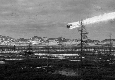 La explosión de Tunguska es uno de los eventos más misteriosos de la historia moderna. Ocurrió en 1908 y liberó una energía comparable a 300 bombas atómicas, devastando miles de kilómetros cuadrados en Siberia sin dejar un cráter visible.