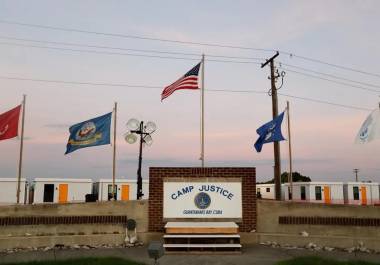 Fotografía de archivo de 2023 de una zona del centro de detención de Guantánamo en la Base militar estadounidense en Guantánamo, Cuba.