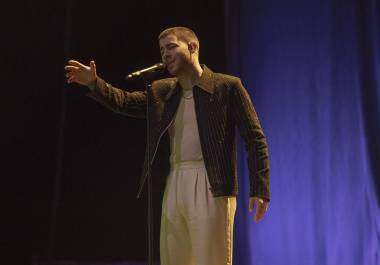 Nick Jonas regresa a la pantalla grande como un cantante que busca recuperar su fama