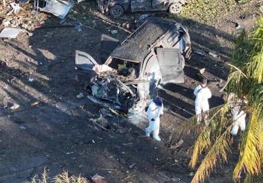 La FGR reclasificó la explosión en Coahuayana como delincuencia organizada. Cinco muertos, 12 heridos y un municipio atrapado en la pugna entre grupos criminales.