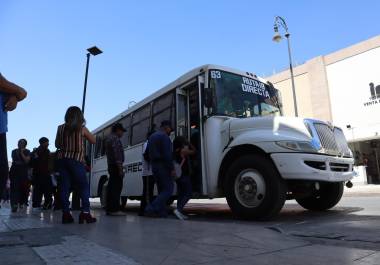 Según datos municipales, de las 663 unidades de transporte público en Saltillo, solo 431 están en circulación efectiva, mientras que el resto enfrenta problemas operativos.