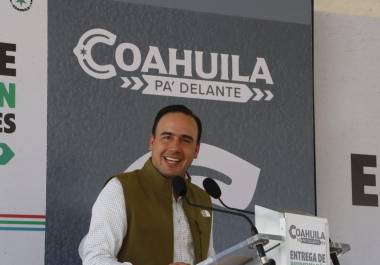 El gobernador de Coahuila, Manolo Jiménez, subrayó la importancia de la coordinación entre estados en una reunión con los gobernadores de Tamaulipas y Nuevo León para fortalecer la seguridad regional.