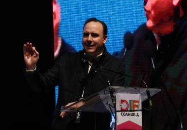 Manolo Jiménez Salinas, gobernador de Coahuila, ve con buenos ojos el que Tereso Medina ocupe la dirigencia nacional de la CTM.