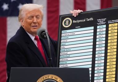 El presidente Donald Trump habla durante un evento para anunciar nuevos aranceles en el Jardín de Rosas de la Casa Blanca, el 2 de abril de 2025, en Washington.