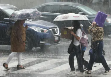 El frente frío 1 provocará lluvias intensas, fuertes vientos y posible granizo en Coahuila, Nuevo León y otros estados.