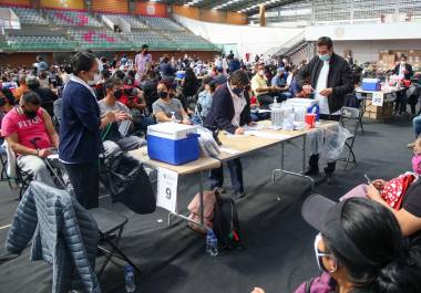 Considerando una transmisión residual baja o moderada del virus, la OCDE prevé pérdidas en un rango de 0.1 a 0.2 por ciento del PIB mundial.