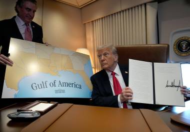 El presidente de Estados Unidos, Donald Trump, al celebrar este viernes 27 de febrero el cambio de denominación al Golfo de México durante un acto en Corpus Christi, Texas.