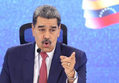 El presidente venezolano Nicolás Maduro consideró este viernes que Estados Unidos prepara la narrativa para atacar a su régimen.