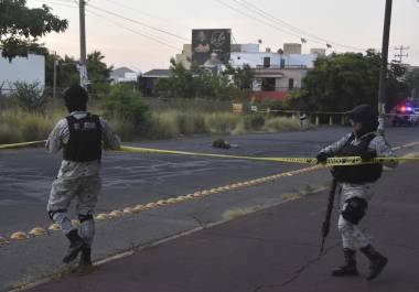 El cuerpo de una persona fue localizado en estado de descomposición e incinerado.