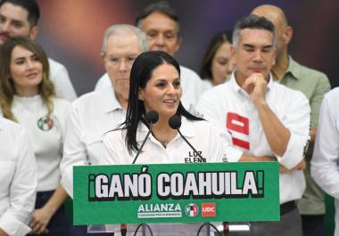 Luz Elena Morales, exdirigente del Congreso, volverá al Congreso.