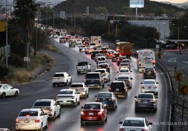 Cerca de 4 de cada 10 automovilistas no han cubierto los impuestos vehiculares.
