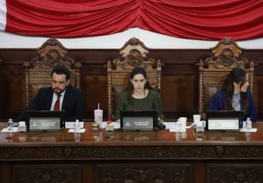 La iniciativa impulsada por la diputada María del Mar Treviño establece restricciones a sistemas electrónicos de administración de nicotina y productos relacionados, al considerar sus efectos nocivos para la salud y el medio ambiente.