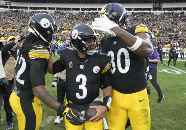 Russell Wilson y Chris Boswell guiaron a los Steelers a la victoria ante los Ravens de Lamar Jackson, en un duelo de ofensivas.