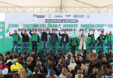 El alcalde Javier Díaz González dio inicio a la construcción de un paso a desnivel en el oriente de Saltillo, una obra largamente solicitada por vecinos del sector.