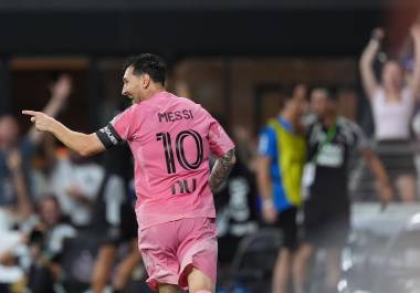Lionel Messi marcó dos veces y participó en otro gol para conducir la remontada del Inter Miami ante Atlético de San Luis.