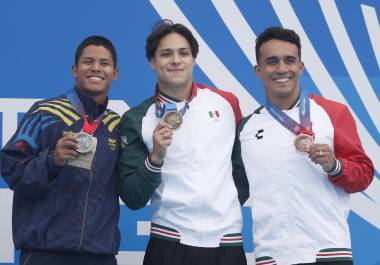 Osmar Olvera conquistó el oro en trampolín de un metro y encabezó otra jornada exitosa para los clavados mexicanos en Santo Domingo 2026.