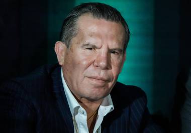 Además, Julio César Chávez expresó su interés en ver una pelea entre Saúl “Canelo” Álvarez y David Benavidez.