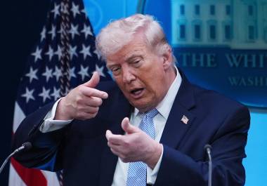 Aseguró que los iraníes quieren que EU siga bombardeando, “incluso si eso los pone en peligro, porque sus vidas corren un riesgo mucho mayor”.