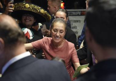 La presidenta de México, Claudia Sheinbaum, llega este domingo a Nueva York previo a la final del Mundial de la FIFA 2026 entre España y Argentina en Estados Unidos.