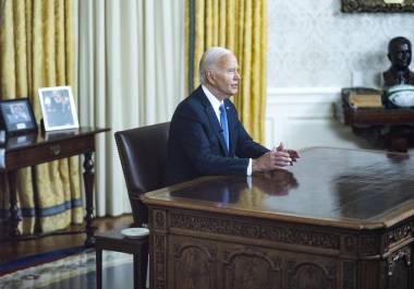 El presidente Joe Biden se dirige a la nación desde el Despacho Oval el 24 de julio de 2024, tras recuperarse de COVID.