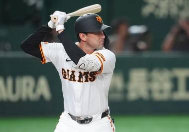Montes jugó en Japón con los Gigantes de Yomiuri en 2024.